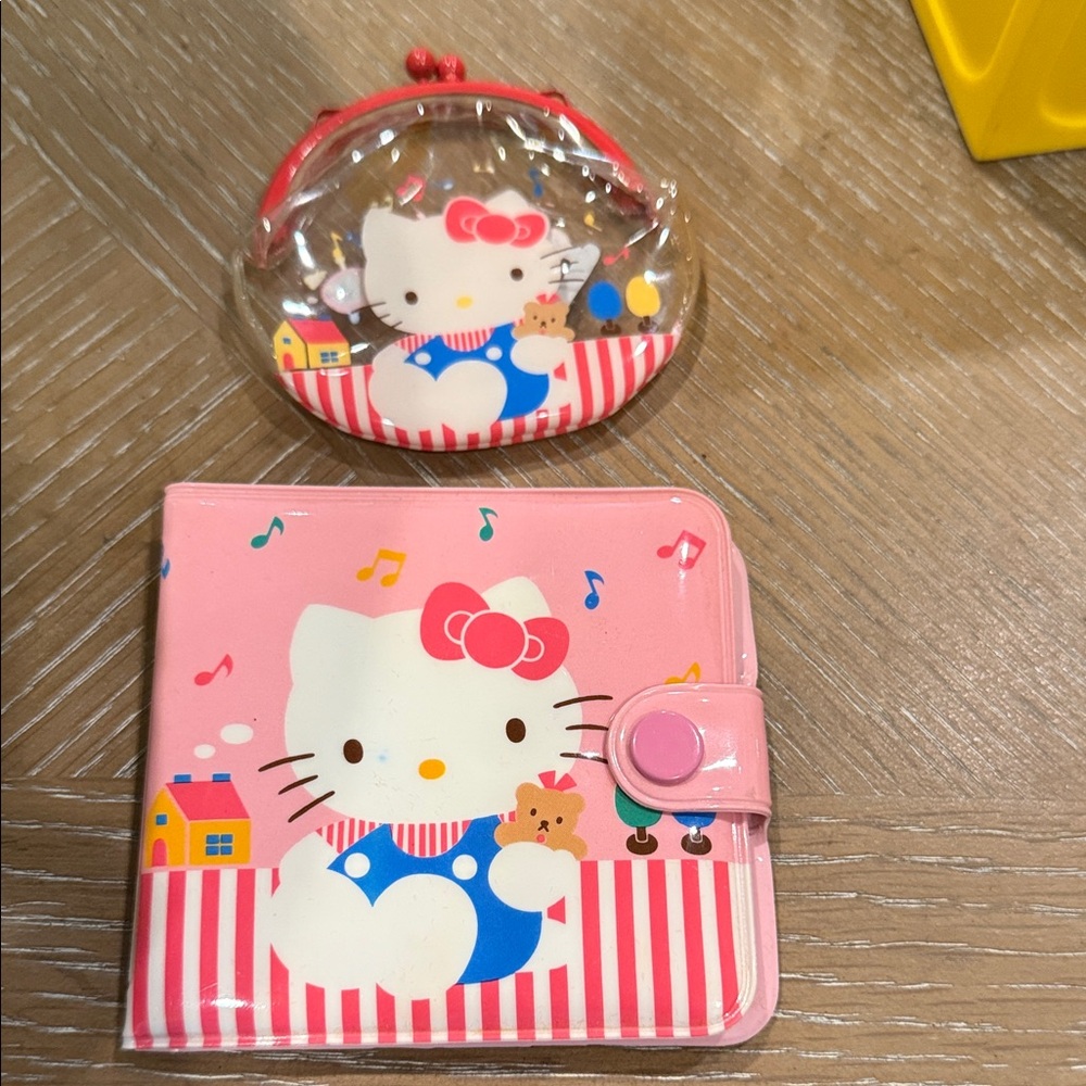 Sanrio Hello Kitty Pink Vinyl Wallet and Clear Coin Purse Set